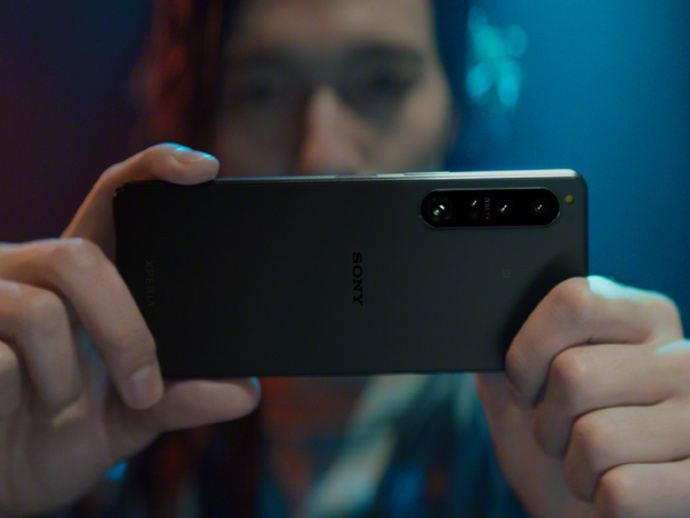 sony xperia 1 iv